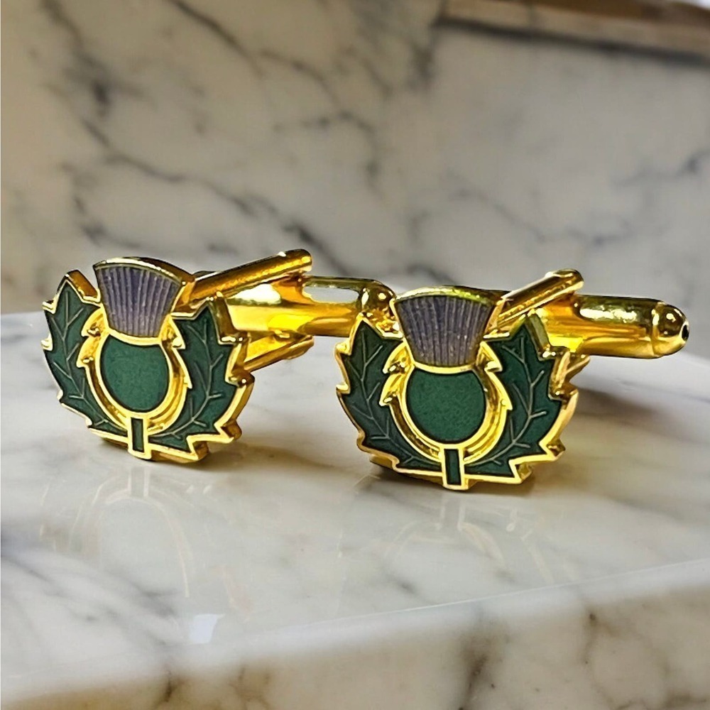 Scotland Scottish Thistle Green Enamel Cufflinks Gold Tone Unbranded Collectible